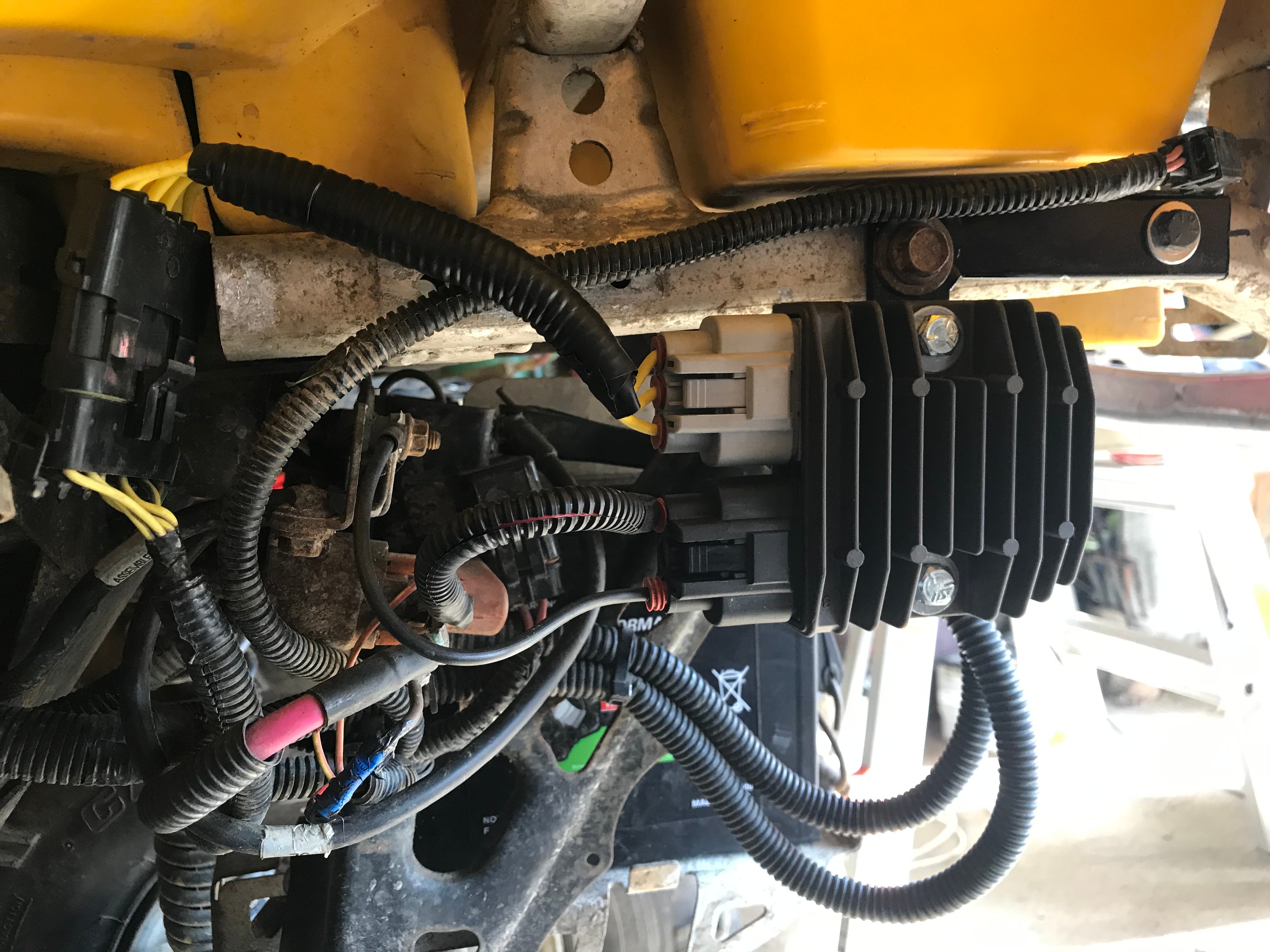 Hot Shot Regulator/Rectifier Can-Am Outlander 400 Std 4x4 05 Lionparts Hot Shot Regulator/Rectifier Can-Am Outlander 400 Std 4x4 05 Lionparts
